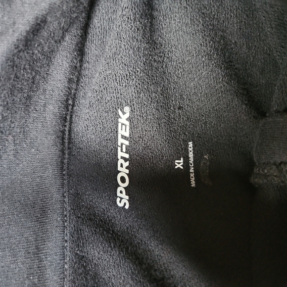 Men's Shirt - Picture 9 of 14